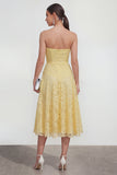 Robe midi en dentelle froncée Yellow Sweetheart