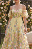 Robe fleurie brodée en tulle jaune à traînes dénudées, manches bouffantes