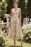 Robe midi à fleurs brodée en A en tulle champagne