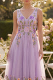 Robe midi fleurie midi brodée en tulle lilas à col en V