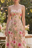 Robe longue fleurie brodée en tulle à blush