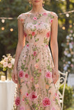 Robe d'invitée de mariage longue tulle brodé col bateau ligne A imprimé floral