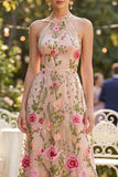Robe longue à fleurs en tulle brodé A-line à col nu