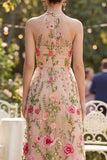 Robe longue à fleurs en tulle brodé A-line à col nu