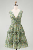 Robe midi fleurie à col en V à décolleté vert poussiéreux froncé