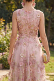 Robe midi fleurie à col rond en tulle rose fuchsia à col rond