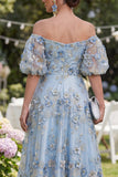 Robe midi en tulle ligne A à lignes tombantes, bleu plissé et perlé