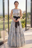 Blush Jacquard Boat Neck A Line Maxi Floral Dress avec nœud