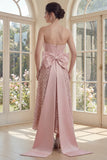 Corset busté à blush Une robe midi à la ligne nœud