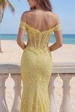 Longue robe de bal en dentelle jaune en dentelle dénudée Corset