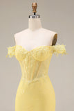 Corset de sirène jaune en dentelle décollée des épaules