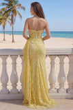 Corset de bal en dentelle jaune sirène sans bretelles à volants et longue robe de bal avec fente