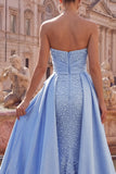 Robe longue de bal de promo ornée de perles en satin satin bleu avec perles