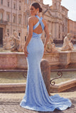 Robe de bal longue de bal marquée en satin bleu sirène ornée de perles, col hul et froncée