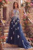 Corset en tulle à ligne A sur une épaule avec une robe de bal longue à fleurs bleu marine avec des appliques