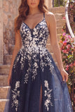 Robe midi fleurie à bretelles fines bleu marine à bretelles fines avec fente