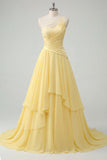 Robe Maxi jaune beurre chiffon ligne en A à une épaule froncée
