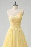 Robe Maxi jaune beurre chiffon ligne en A à une épaule froncée