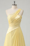 Robe Maxi jaune beurre en mousseline A-Line à une épaule froncée avec fente