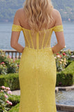 Corset sirène jaune dégagé scintillant, paillettes, longue robe de bal avec fente