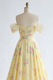 Robe longue de bal de promo jaune jaune scintillante, à volants décollés et ornée de perles