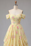 Robe de bal longue jaune ligne A épaules froncées imprimé floral