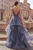 Starry A Line propose une robe de bal longue délicate à bretelles fines avec jupe en cascade à étages