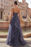 Robe de bal longue de bal bleu poussiéreux sans bretelles avec nœuds à volants en cascade
