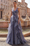 Robe de bal élégante en tulle à col en V avec des volants à étages