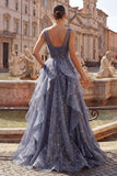 Robe de bal élégante en tulle à col en V avec des volants à étages
