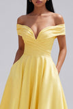 Robe maxi jaune ligne A à épaules dénudées, avec poches