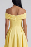 Robe maxi jaune ligne A à épaules dénudées, avec poches
