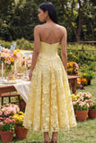 Robe Midi jaune fleuriste jaune sans bretelles