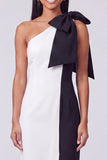 Robe Maxi bodycon à une épaule noire et blanche avec nœud