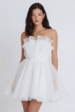 Petite robe blanche plissée plissée sans bretelles en tulle A-Line avec nœud