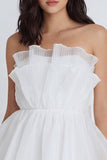 Petite robe blanche plissée plissée sans bretelles en tulle A-Line avec nœud
