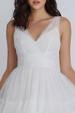 Mini-robe en tulle ivoire à col en V à col en V