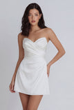 Mini-robe A-Line Sweetheart Ivory en satin froncé