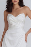 Mini-robe A-Line Sweetheart Ivory en satin froncé