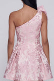 Robe de mini-rentrée rose Jacquard à une épaule avec un nœud