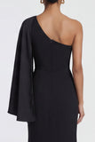 Robe de cérémonie sirène noire à une épaule avec cape latérale