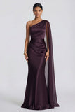 Robe formelle sirène Cabernet à une épaule sans noir avec serpentin latéral