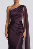 Robe formelle sirène Cabernet à une épaule sans noir avec serpentin latéral