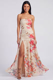 Robe fleurie ivoire sans bretelles avec fente