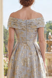 Ligne A, bleu poussiéreux décollé sur les épaules, Jacquard longue robe de mère de la mariée