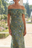 Robe de la mère de la mariée brodée en tulle sirène verte sur les épaules décalées