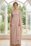 Robe de la mère de la mariée fronceuse au champagne en chiffon découverte des épaules avec manches cape