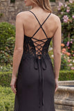 Robe de bal longue de bal en satin noir perlée de sirène avec fente