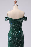Robe de bal longue de bal en sirène scintillante, vert foncé sur les épaules dénudées, sequins