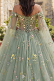 Robe de bal verte épaule décalée robe florale de quinceañera avec manches cape